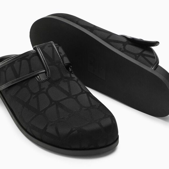Valentino Garavani Sabot CON BORCHIE VW2S0BK3